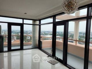 出售 3 卧室 公寓 在 Chatuchak, 曼谷