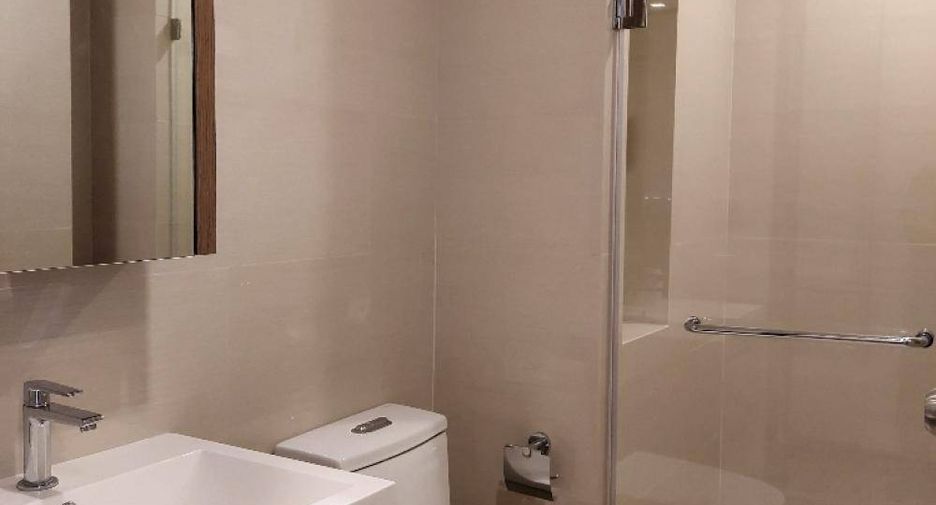 For rent and for sale 1 bed condo in Bang Na, Bangkok