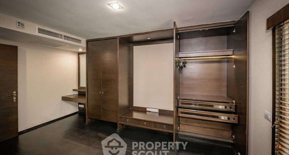Condo en venta de 2 habitaciones en Khlong Toei, Bangkok