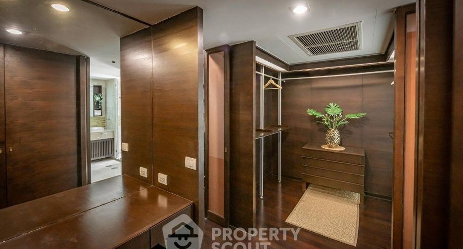Condo en venta de 2 habitaciones en Khlong Toei, Bangkok