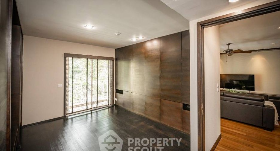 Condo en venta de 2 habitaciones en Khlong Toei, Bangkok