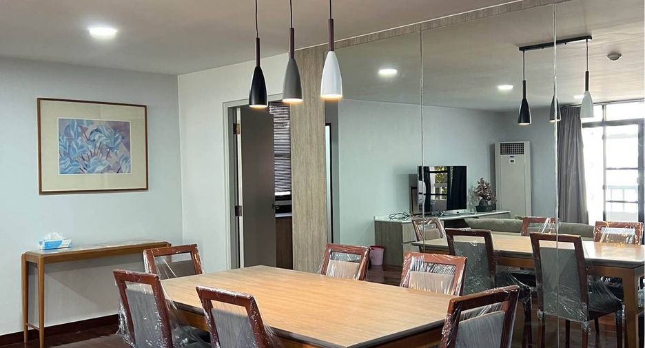 Wohnung zum Kauf mit 3 Zimmer in Watthana, Bangkok