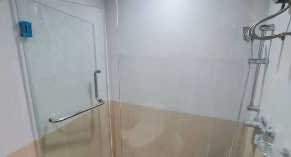 À vendre 1 chambre condo à Watthana, Bangkok
