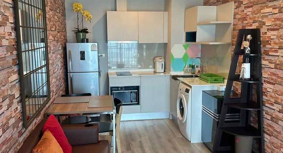 Haus zum Kauf mit 2 Zimmer in Bang Lamung, Chonburi
