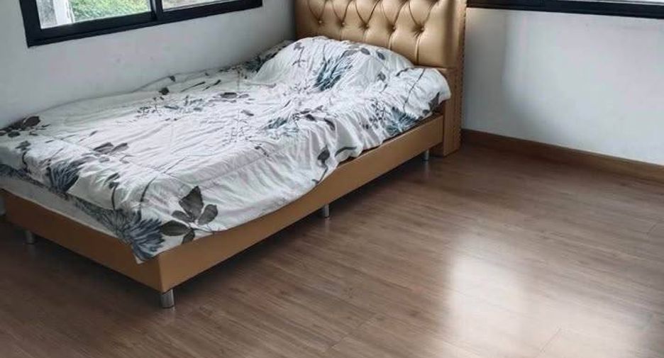 À vendre 3 chambres maison à Si Racha, Chonburi