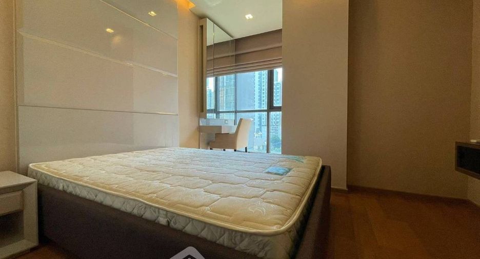 À vendre 2 chambres condo à Sathon, Bangkok