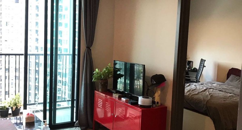 À vendre 1 chambre condo à Watthana, Bangkok