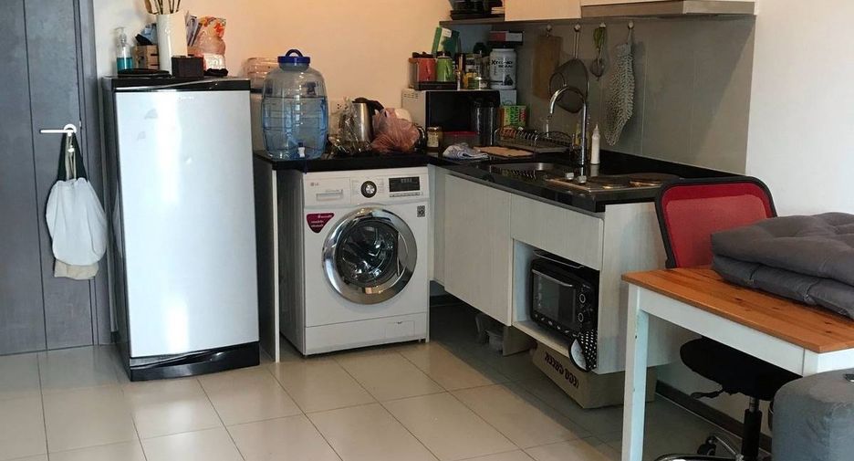 À vendre 1 chambre condo à Watthana, Bangkok