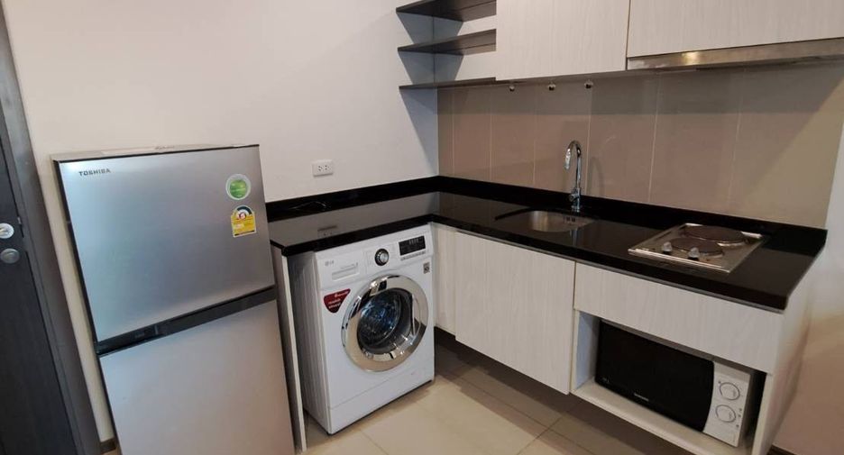 À vendre 1 chambre condo à Watthana, Bangkok