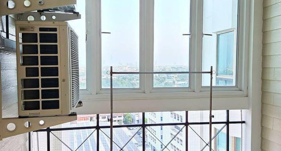 For sale 3 bedrooms condo in Suan Luang, Bangkok