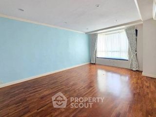 For sale 3 bedrooms condo in Suan Luang, Bangkok
