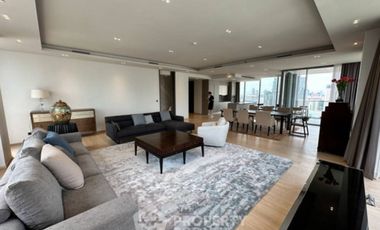 For rent and for sale 3 bedrooms condo in Pathum Wan, Bangkok