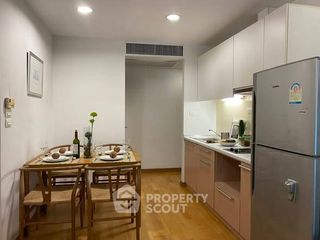 出租 和 出售 2 卧室 公寓 在 Phra Khanong, 曼谷