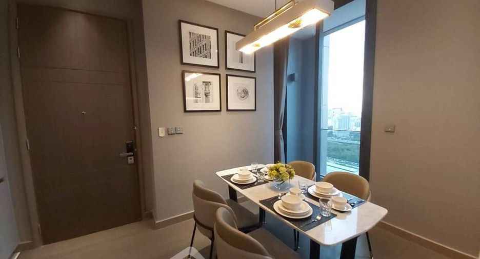 For sale 2 bedrooms condo in Watthana, Bangkok