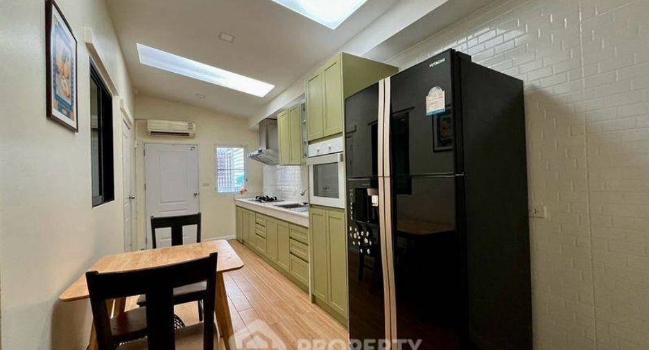 For sale 3 bedrooms house in Si Racha, Chonburi