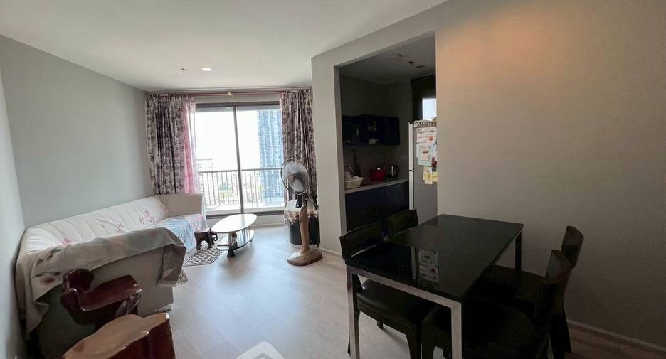 Condo en venta de 2 habitaciones en Khlong Toei, Bangkok