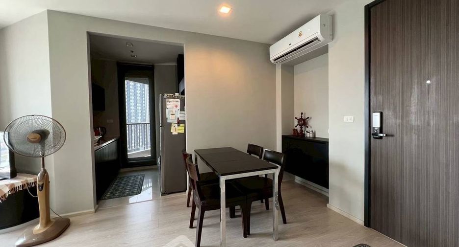 Condo en venta de 2 habitaciones en Khlong Toei, Bangkok