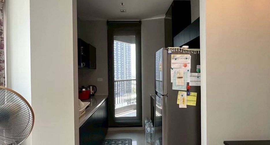 Condo en venta de 2 habitaciones en Khlong Toei, Bangkok