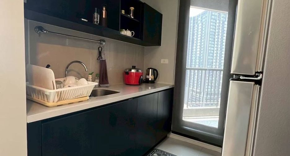 Condo en venta de 2 habitaciones en Khlong Toei, Bangkok