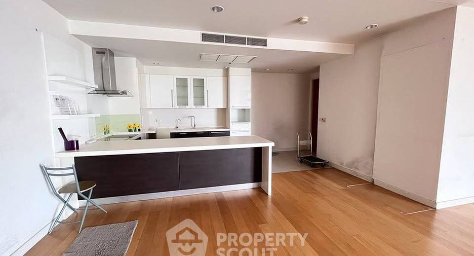 For sale 4 bedrooms apartment in Bang Kho Laem, Bangkok