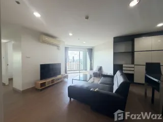 出租 3 卧室 公寓 在 Huai Khwang, 曼谷