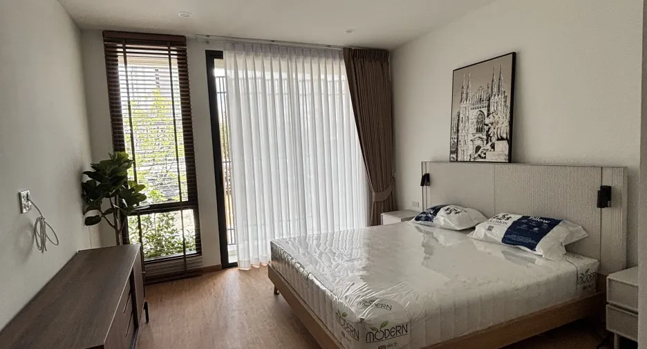 For sale 2 bedrooms townhouse in Watthana, Bangkok