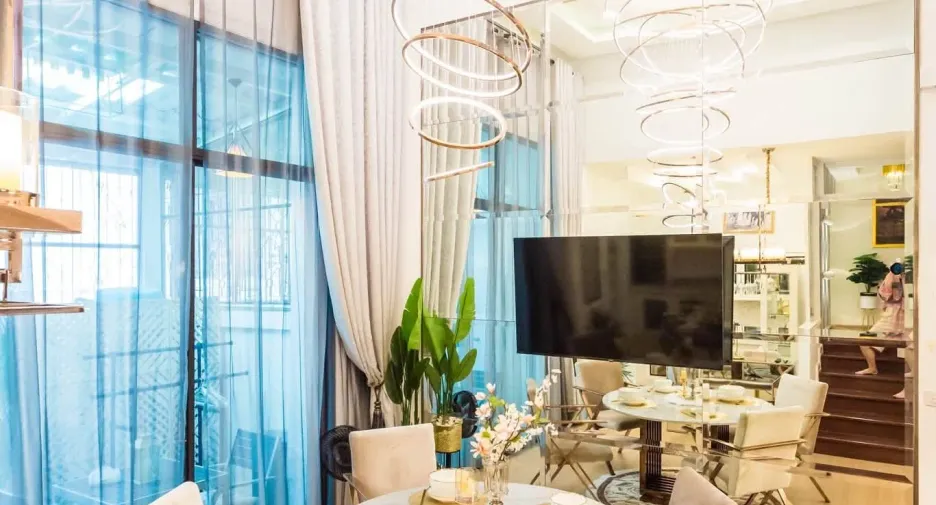 For sale and for rent 4 bedrooms townhouse in Lat Phrao, Bangkok