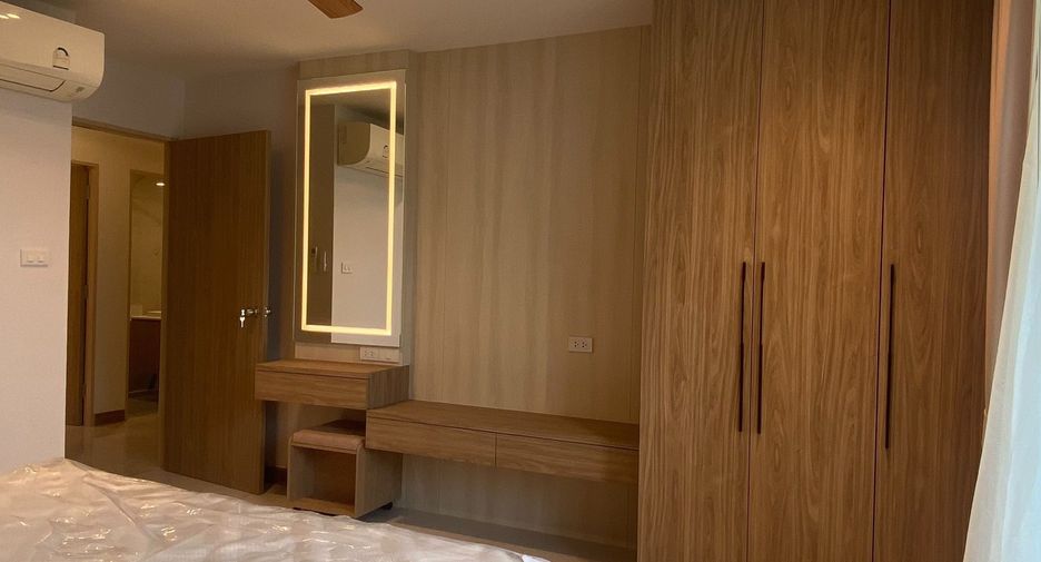 Condo en alquiler de 3 habitaciones en Watthana, Bangkok