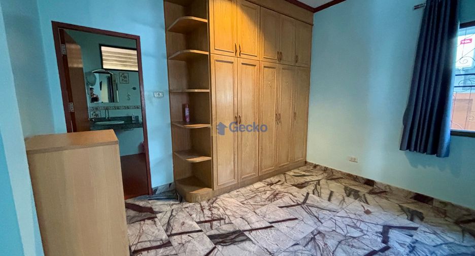 For rent 2 bedrooms house in Bang Lamung, Chonburi