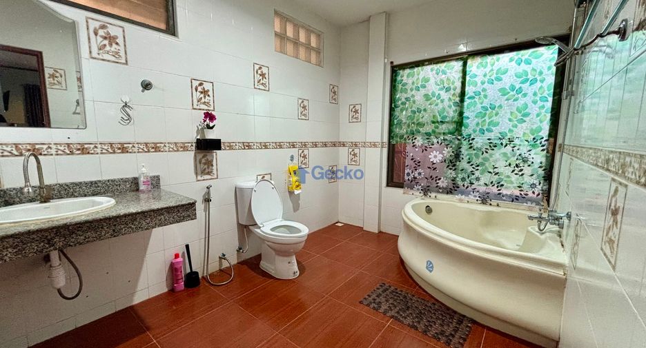For rent 2 bedrooms house in Bang Lamung, Chonburi