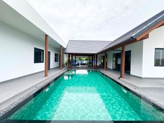 À louer 5 chambres maison à Bang Lamung, Chonburi