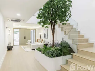 For sale 3 bedrooms townhouse in Suan Luang, Bangkok
