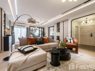 For sale 4 bedrooms condo in Watthana, Bangkok