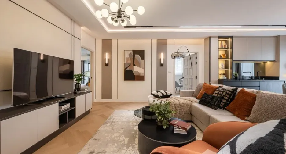 For sale 4 bedrooms condo in Watthana, Bangkok