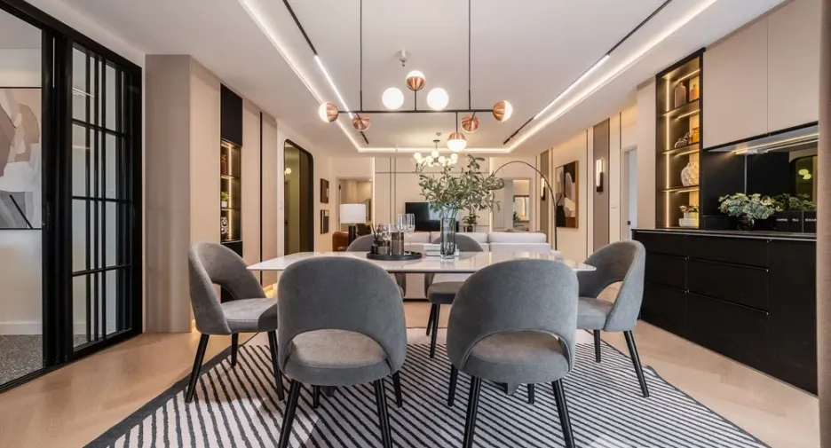 For sale 4 bedrooms condo in Watthana, Bangkok