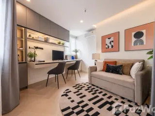 For sale 4 bedrooms condo in Watthana, Bangkok