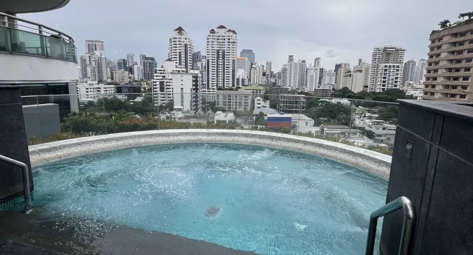 Wohnung zur Miete mit 1 Zimmer in Watthana, Bangkok
