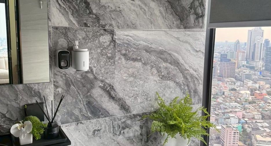 For sale and for rent 3 bedrooms condo in Bang Rak, Bangkok