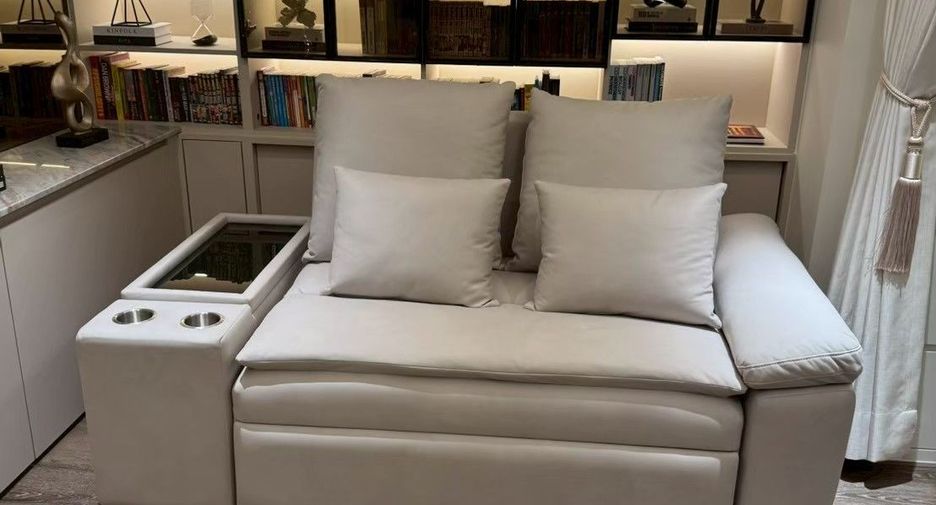 For sale and for rent 3 bedrooms condo in Bang Rak, Bangkok