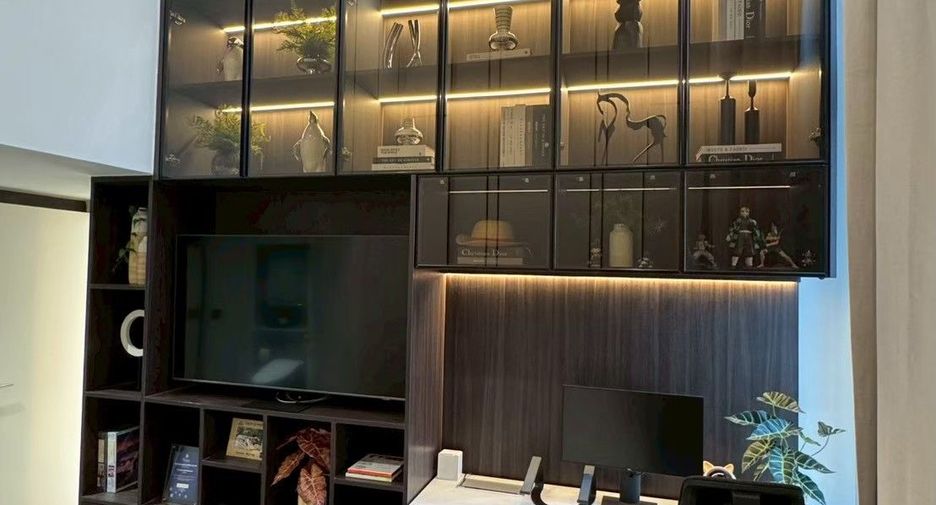 For sale and for rent 3 bedrooms condo in Bang Rak, Bangkok
