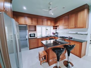 For rent 3 bedrooms house in San Kamphaeng, Chiang Mai