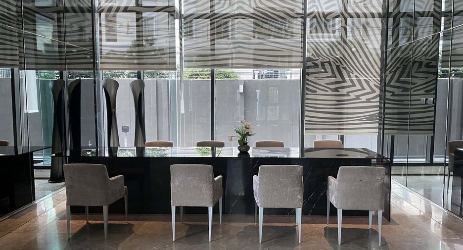 Condo en alquiler de 1 habitaciones en Khlong Toei, Bangkok