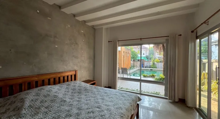 Villa zur Miete und zum Kauf mit 3 Zimmer in Bang Lamung, Chonburi