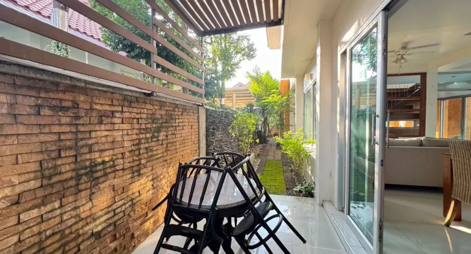 Villa zur Miete und zum Kauf mit 3 Zimmer in Bang Lamung, Chonburi