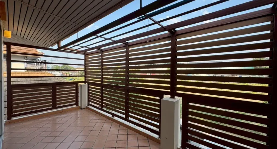 Villa zur Miete und zum Kauf mit 3 Zimmer in Bang Lamung, Chonburi