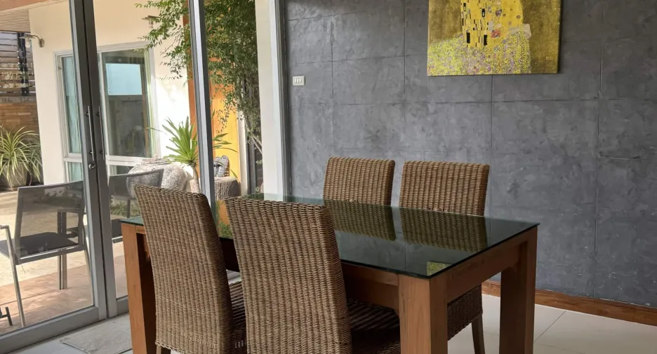 Villa zur Miete und zum Kauf mit 3 Zimmer in Bang Lamung, Chonburi