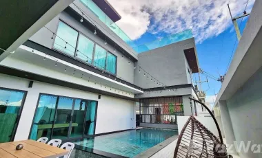Villa zur Miete mit 6 Zimmer in Bang Lamung, Chonburi