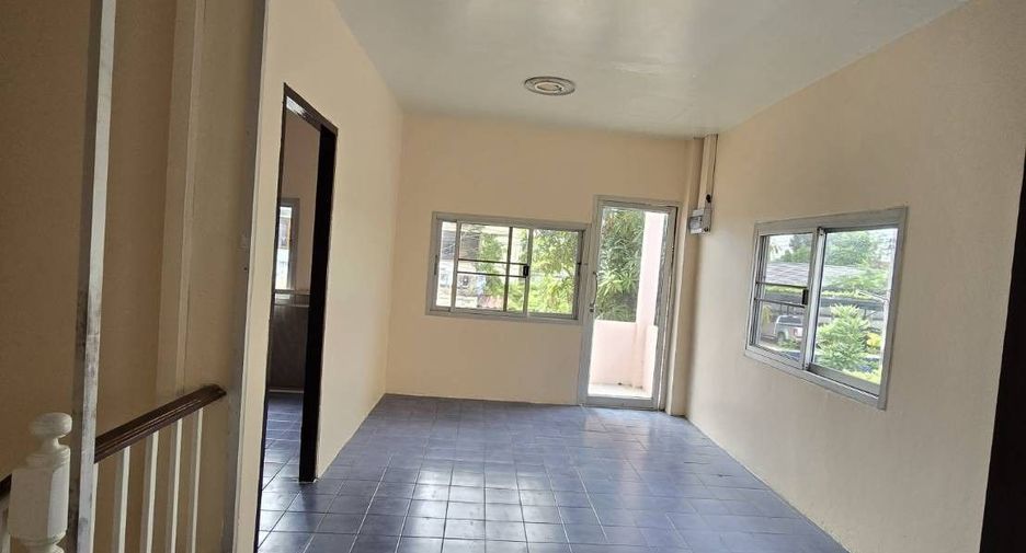 Reihenhaus zum Kauf und zur Miete mit 3 Zimmer in Bang Khen, Bangkok