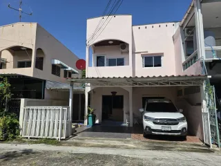 For sale and for rent 3 bedrooms townhouse in Bang Khen, Bangkok