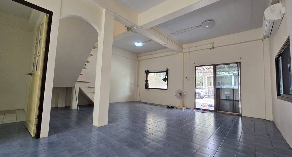 Reihenhaus zum Kauf und zur Miete mit 3 Zimmer in Bang Khen, Bangkok